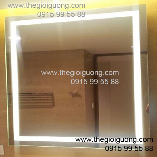 Kích thước gương soi treo tường có đèn hình chữ nhật tuỳ theo yêu cầu của bạn