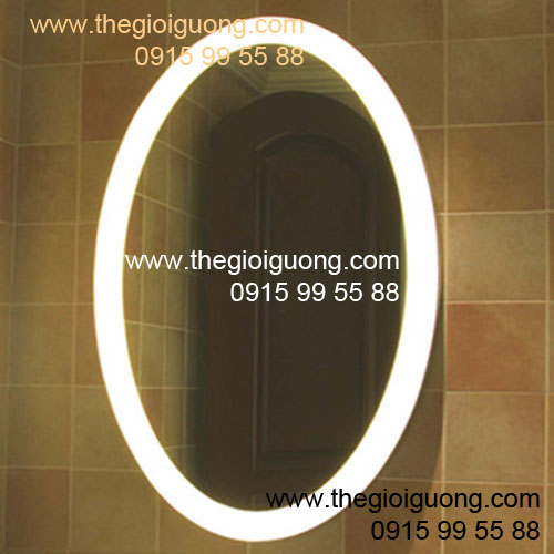 Dáng gương soi treo tường có đèn hình oval đẹp sắc sảo thường chiếm được cảm tình của người đối diện ngay từ đầu